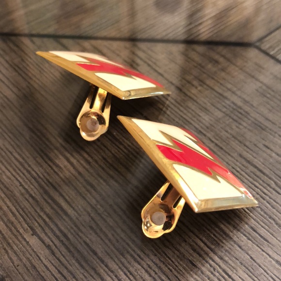 Vintage Lightening Zig Zag Red & Ivory Clip Earrings - Picture 7 of 12